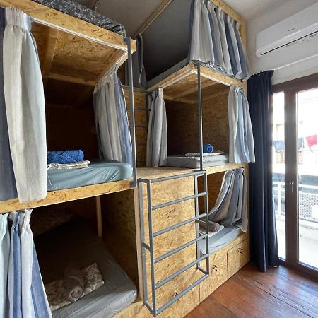 Bee Hostel 파포스 외부 사진