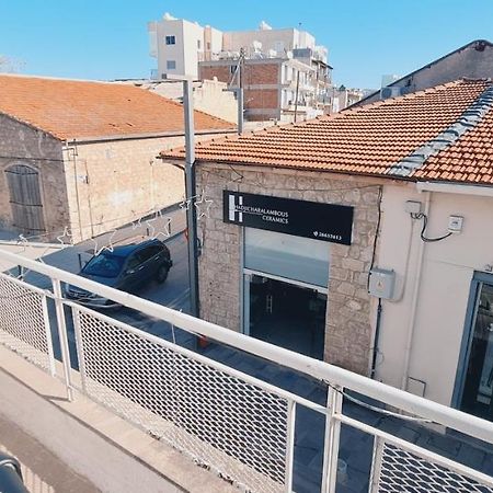 Bee Hostel 파포스 외부 사진