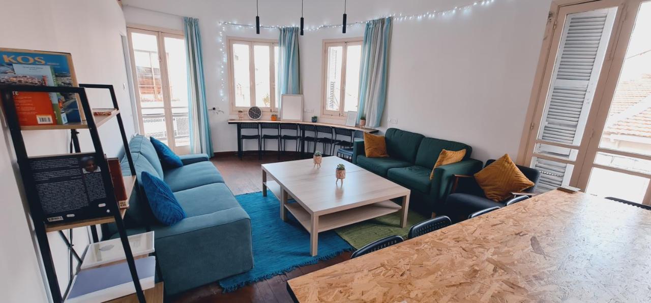 Bee Hostel 파포스 외부 사진