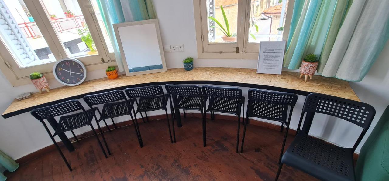 Bee Hostel 파포스 외부 사진