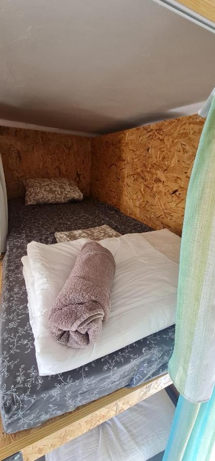 Bee Hostel 파포스 외부 사진